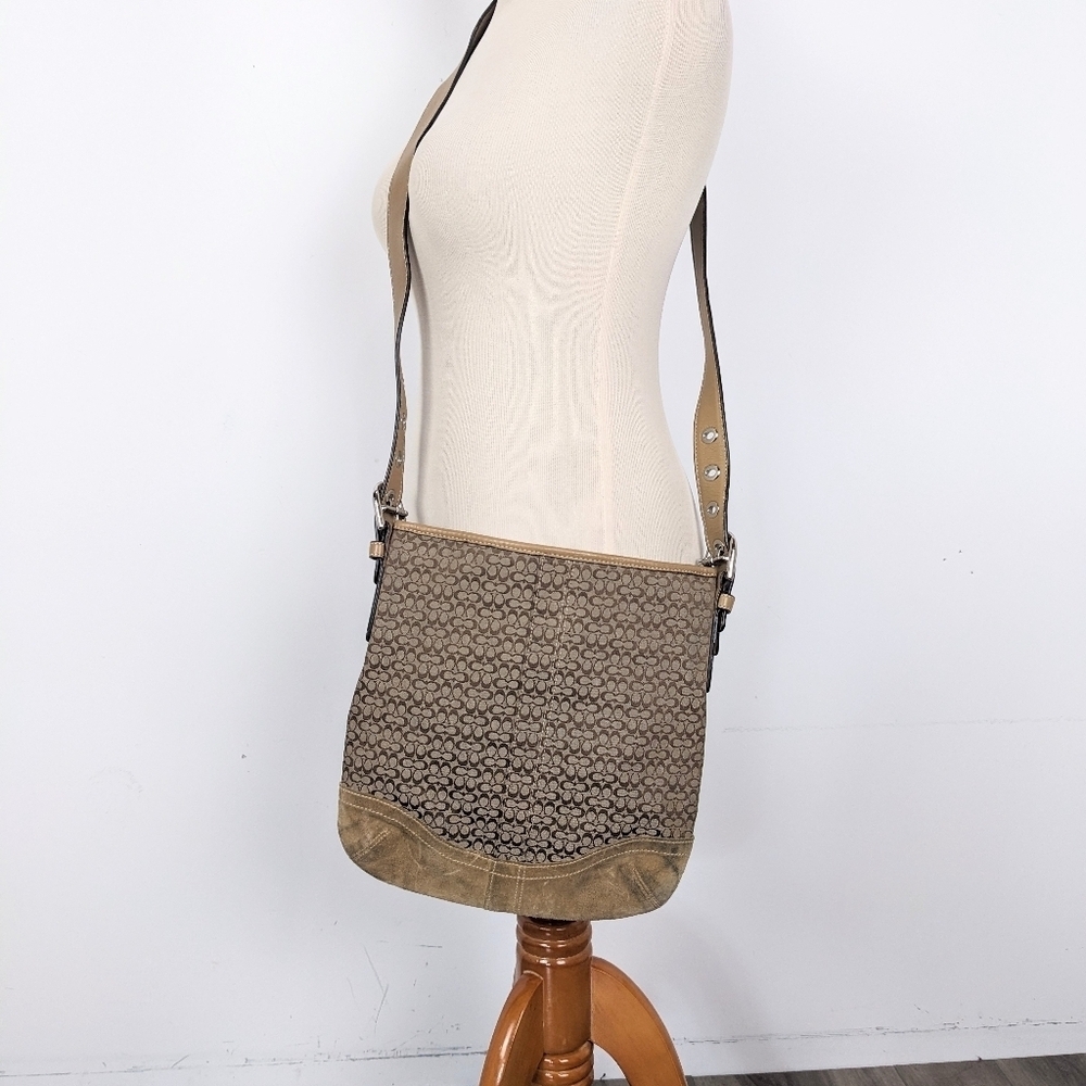 Coach Autre Marque Signature Monogram Brown Beige Leather Shoulder Bag F10944